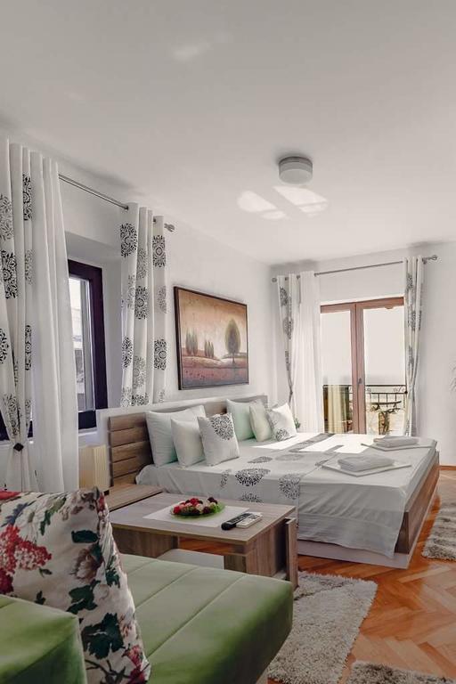 Apartments Debora Ulcinj Kültér fotó