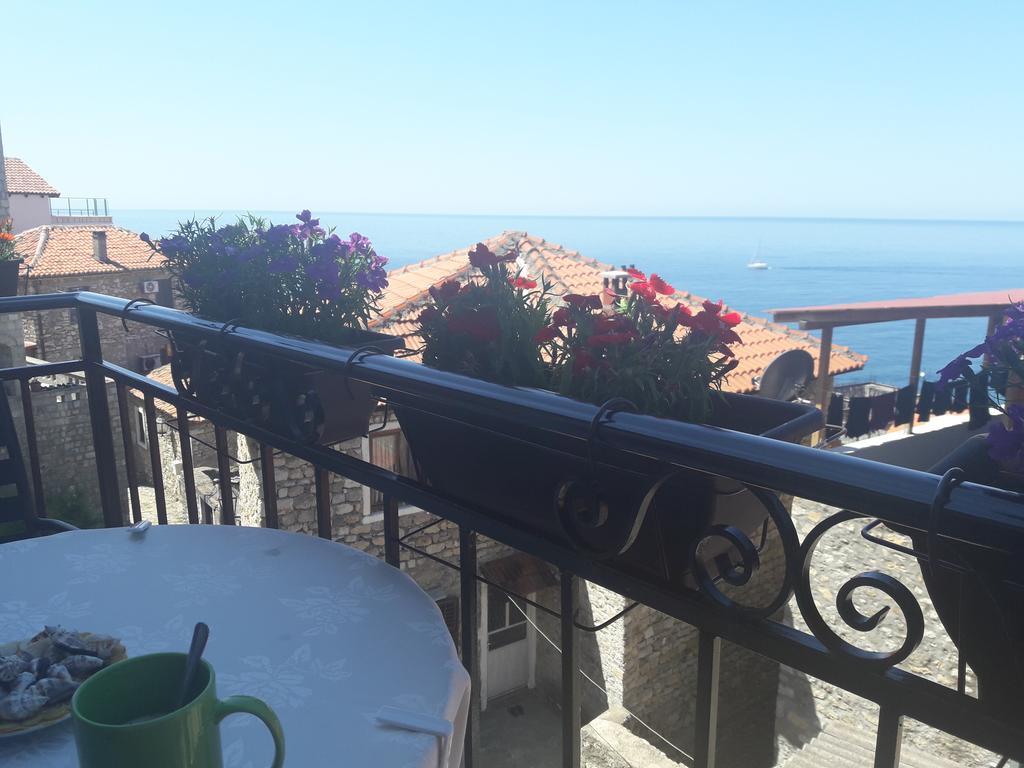 Apartments Debora Ulcinj Kültér fotó