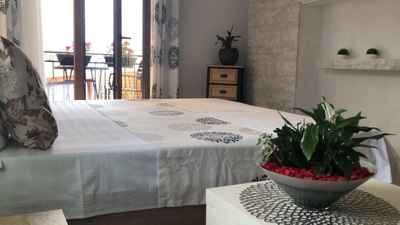 Apartments Debora Ulcinj Kültér fotó
